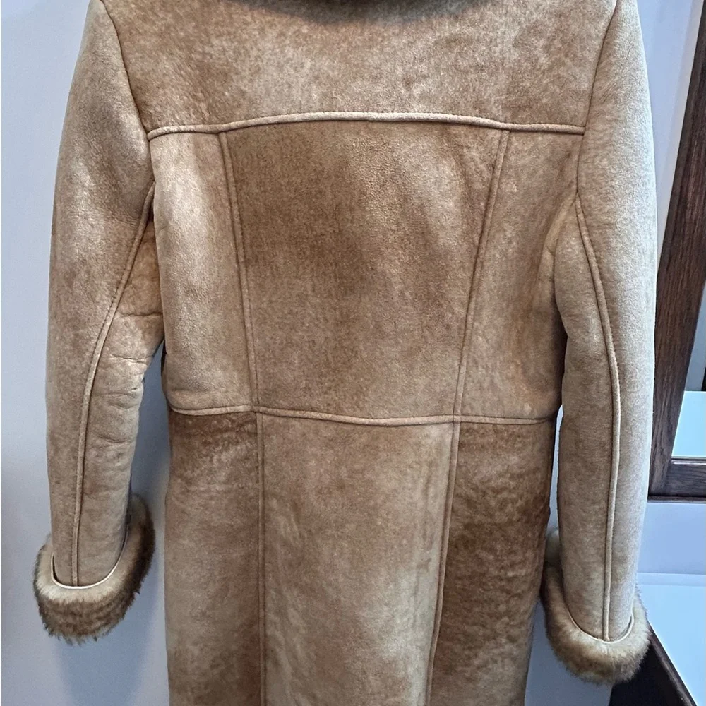 Ardeny LIKE NEW Women's LONG Tan LAMBS WOOL Coat - Picture 3 of 13